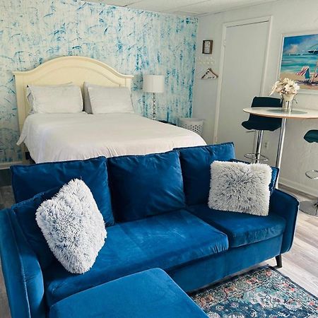 Cozy Studio Only 10 Minutes By Car Of Siesta Key Sarasota Eksteriør bilde